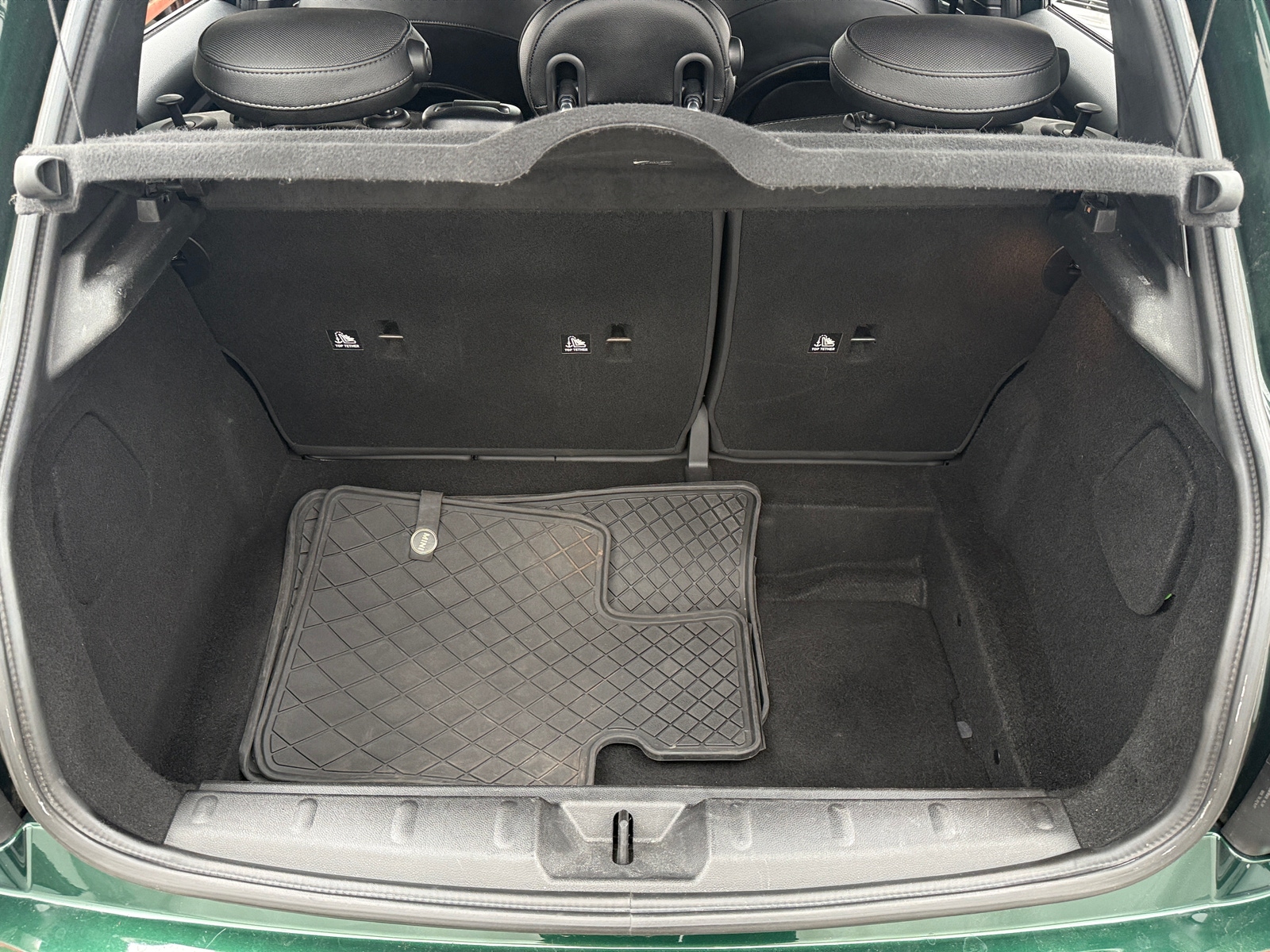 Thumbnail: 2016 MINI Cooper Hardtop - 6