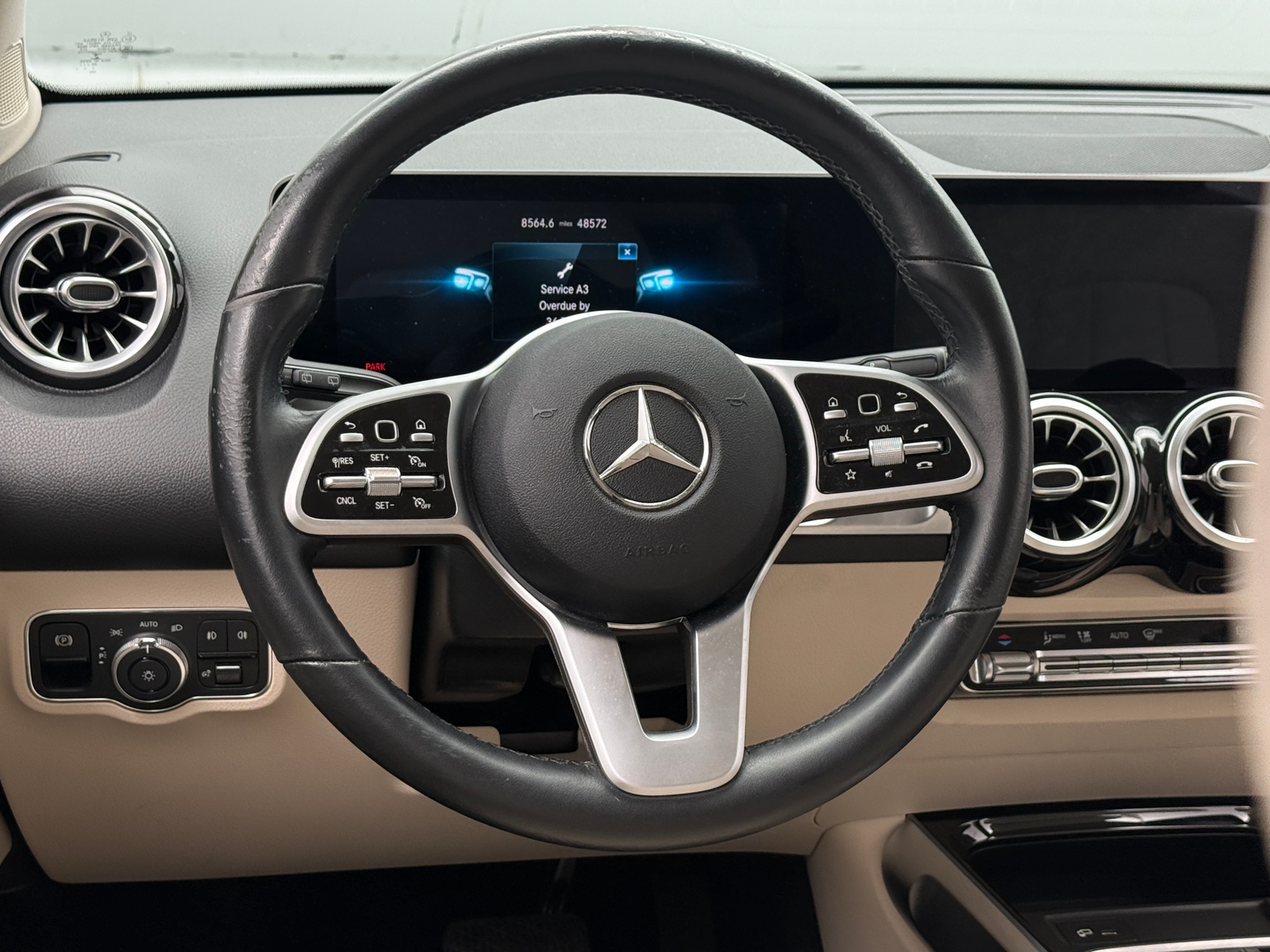 Thumbnail: 2021 Mercedes-Benz GLB - 4