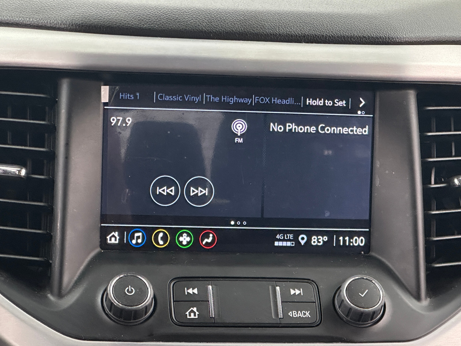 Thumbnail: 2023 GMC Acadia - 4