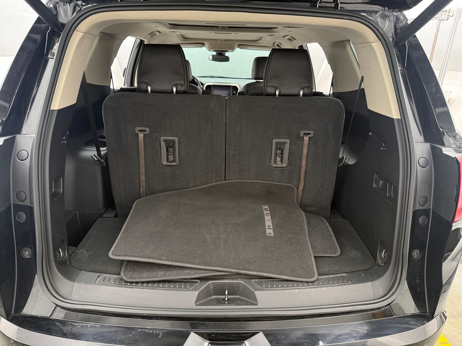 Thumbnail: 2019 GMC Acadia - 6
