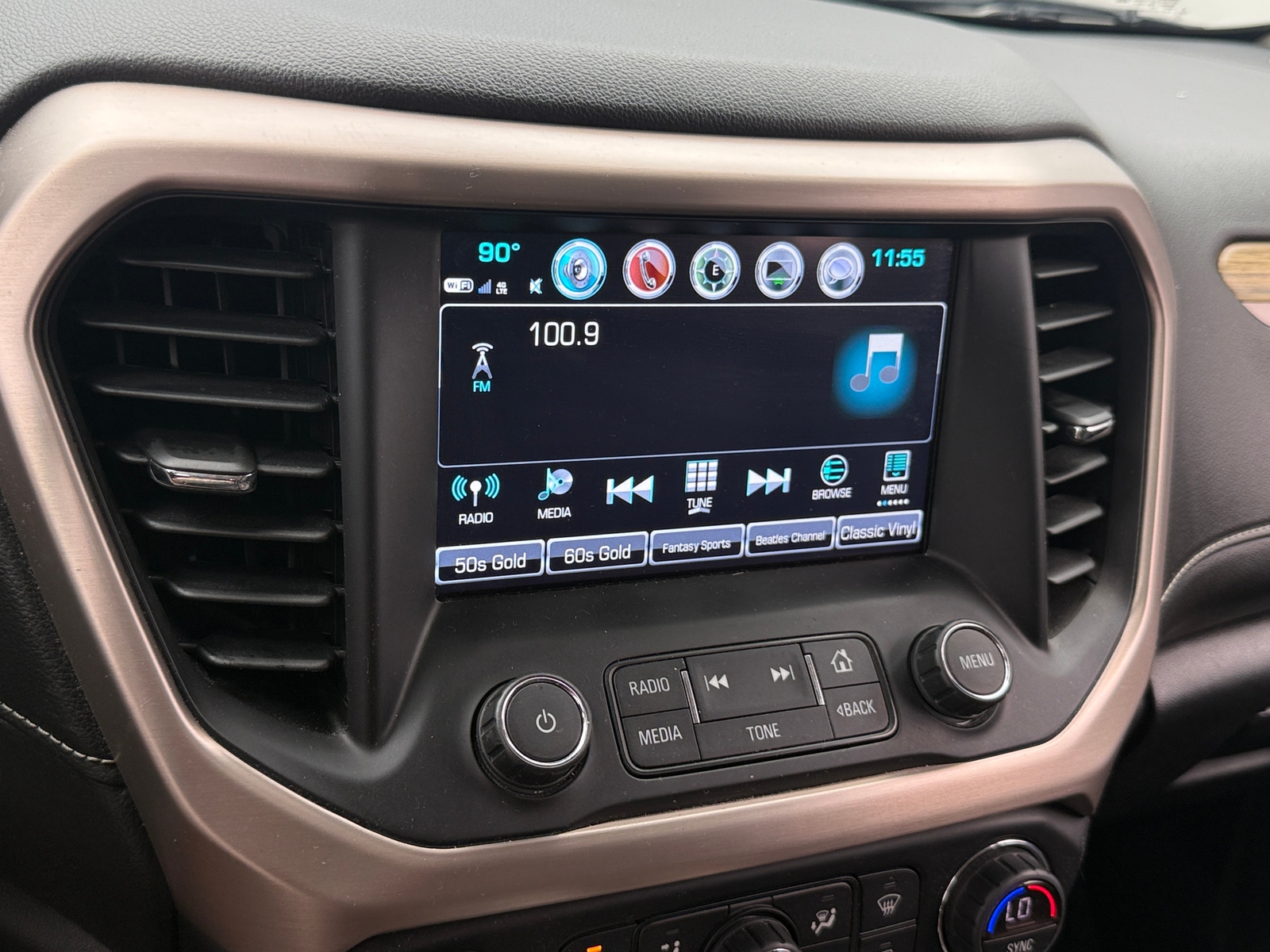 Thumbnail: 2019 GMC Acadia - 3