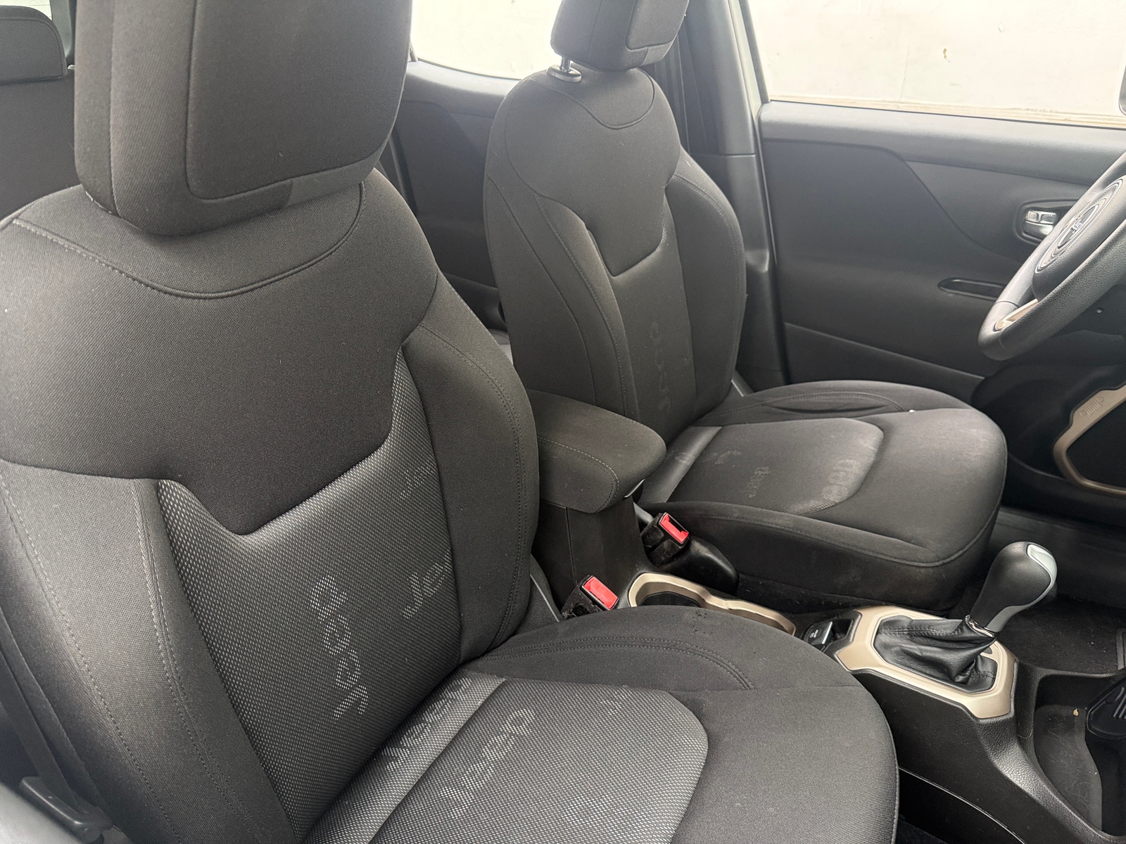Thumbnail: 2017 Jeep Renegade - 2