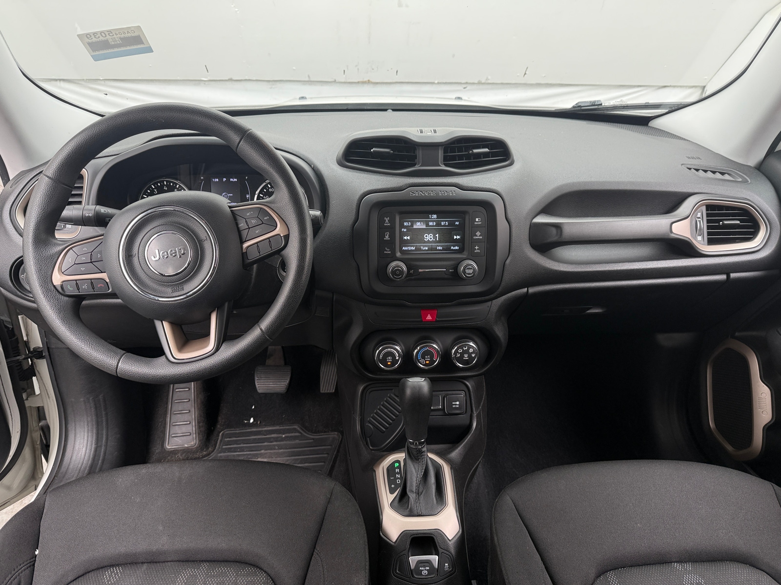 Thumbnail: 2017 Jeep Renegade - 3
