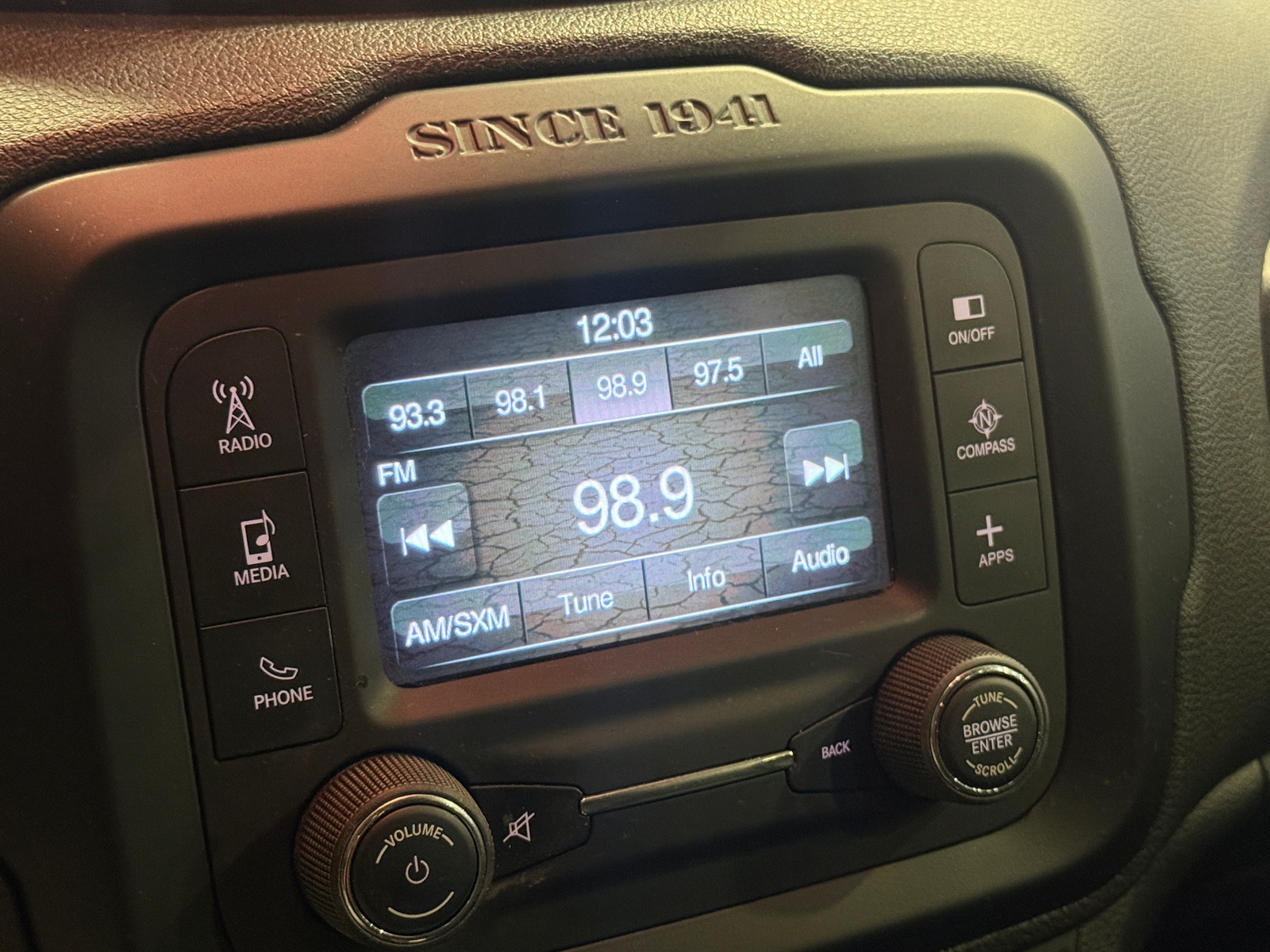 Thumbnail: 2017 Jeep Renegade - 4