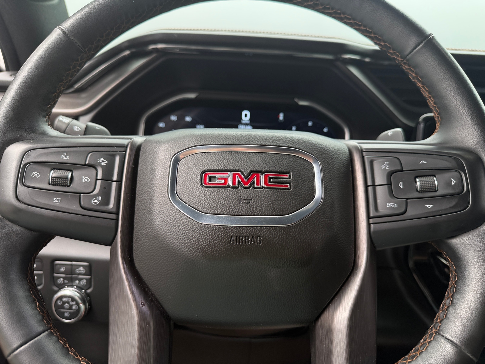 Thumbnail: 2023 GMC Sierra 1500 - 4