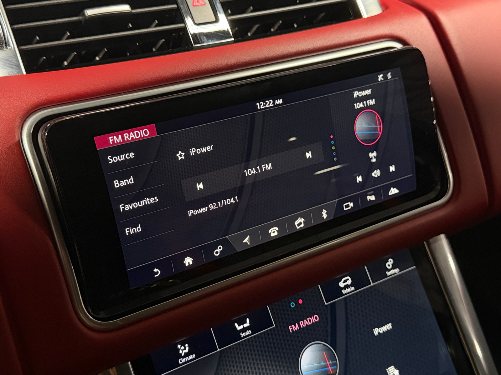 Thumbnail: 2022 Land Rover Range Rover Sport - 3