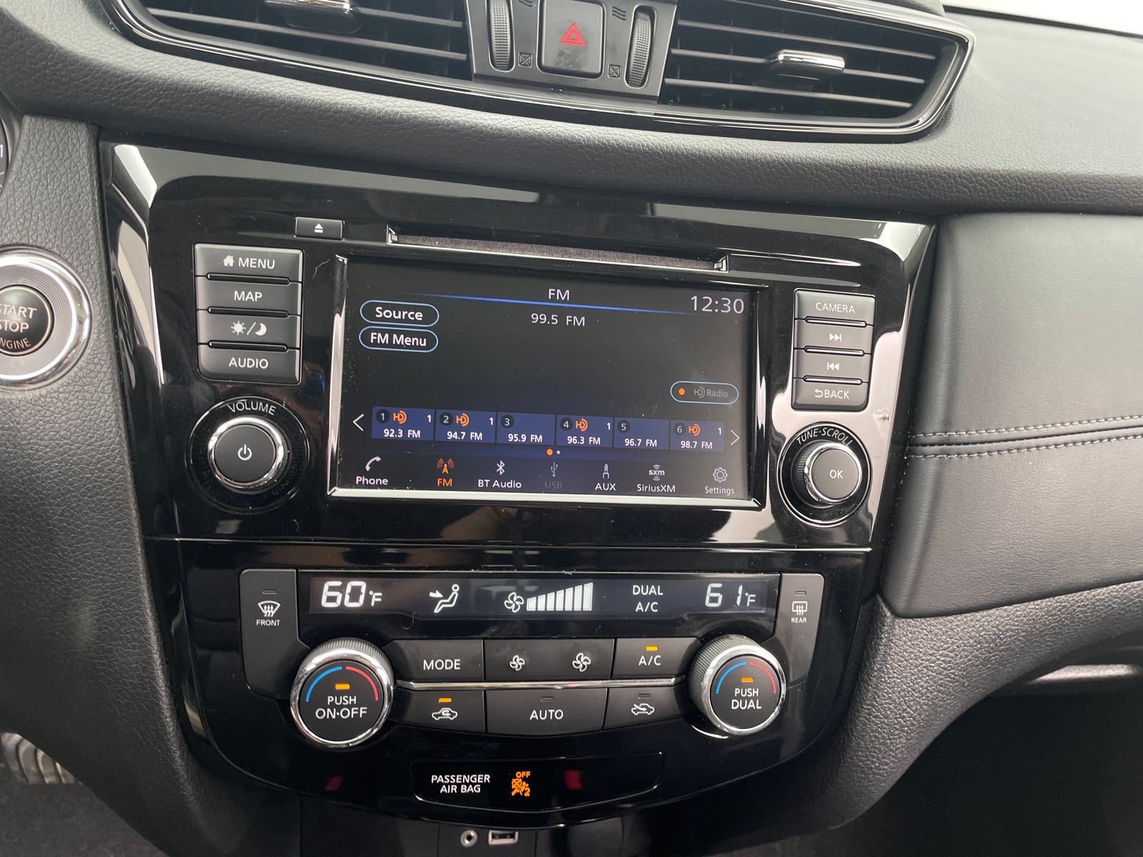 Thumbnail: 2019 Nissan Rogue - 3