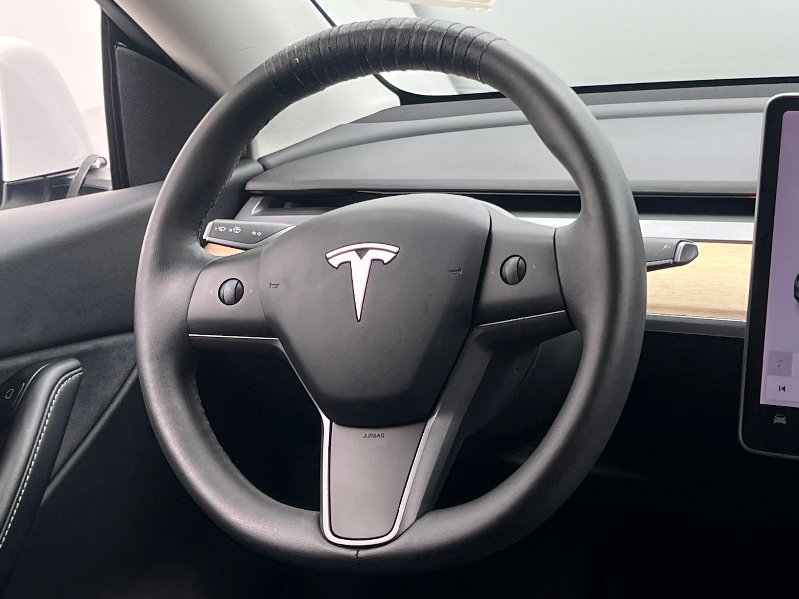 Thumbnail: 2021 Tesla Model Y - 4
