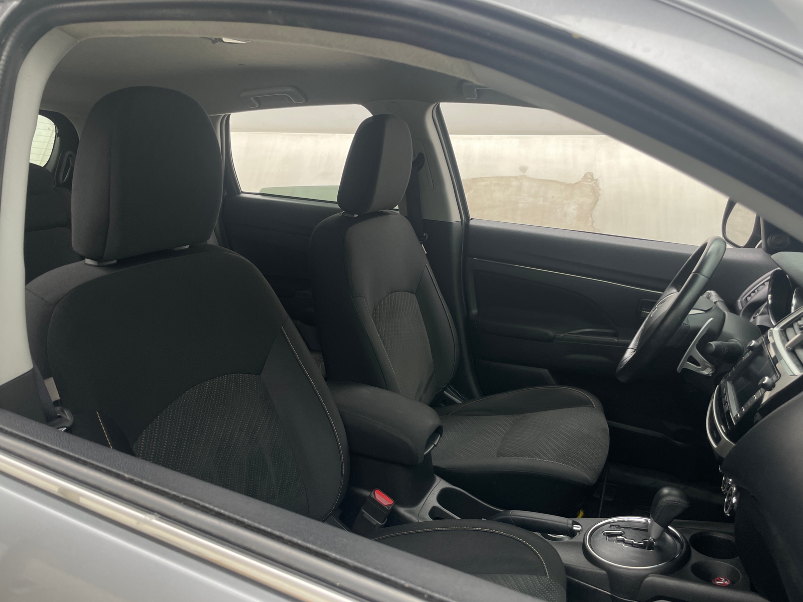 Thumbnail: 2015 Mitsubishi Outlander Sport - 2