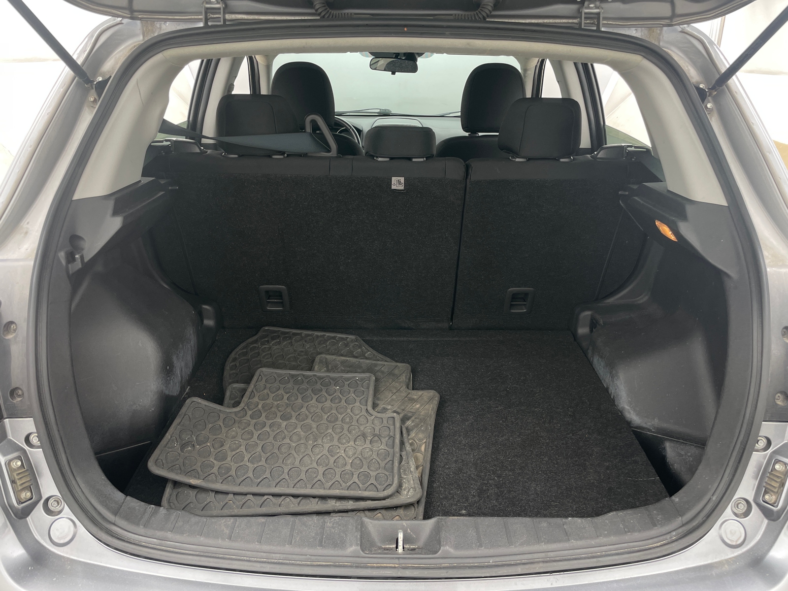 Thumbnail: 2015 Mitsubishi Outlander Sport - 7