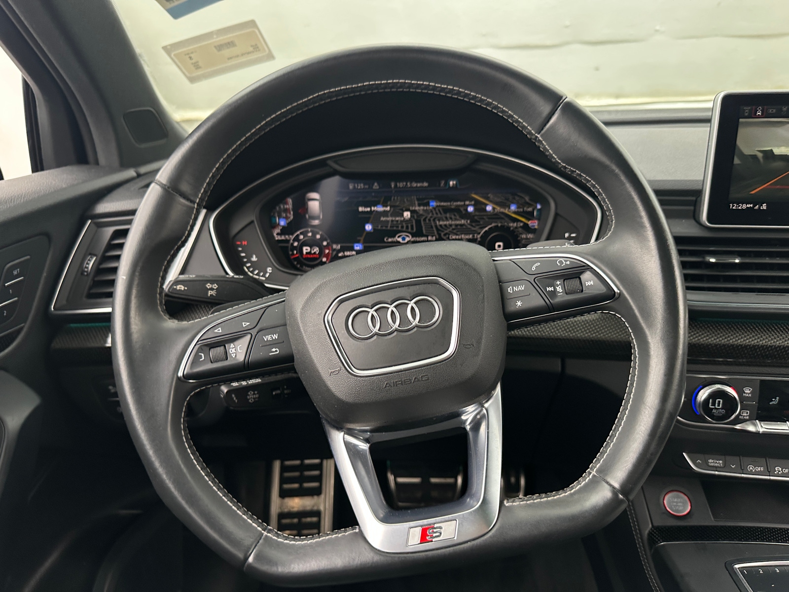 Thumbnail: 2020 Audi SQ5 - 4