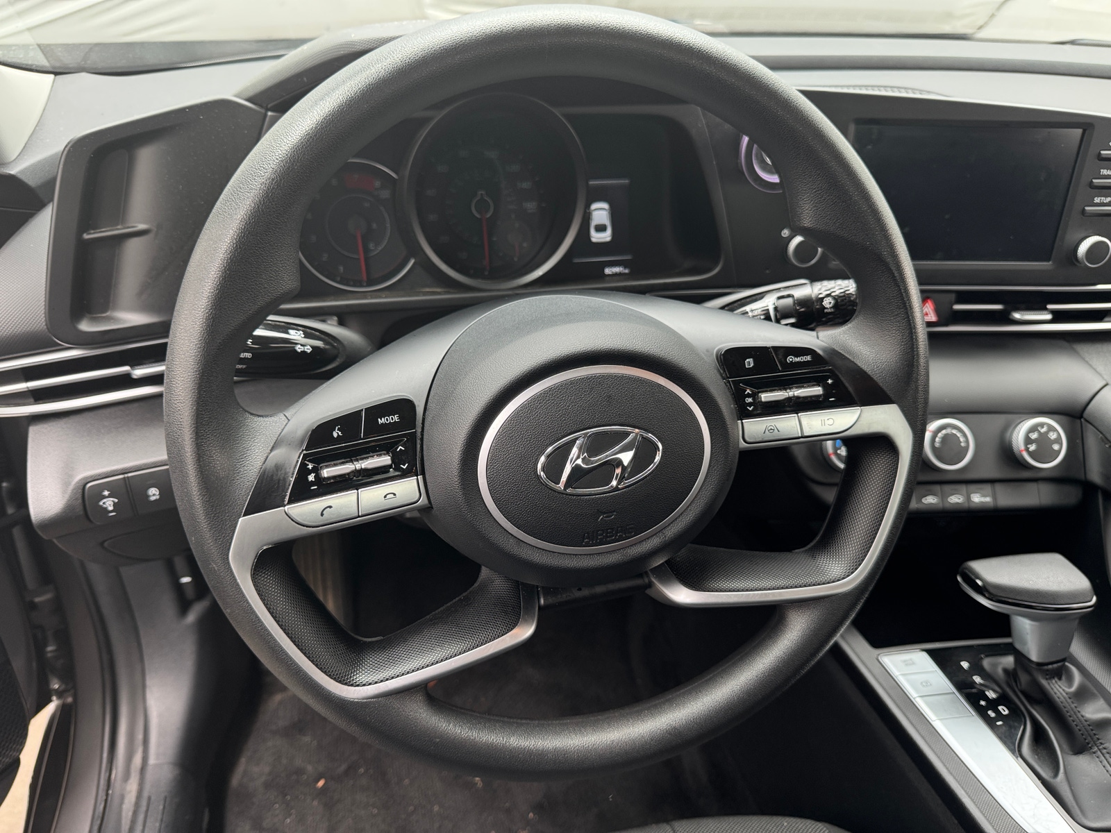 Thumbnail: 2023 Hyundai Elantra - 5
