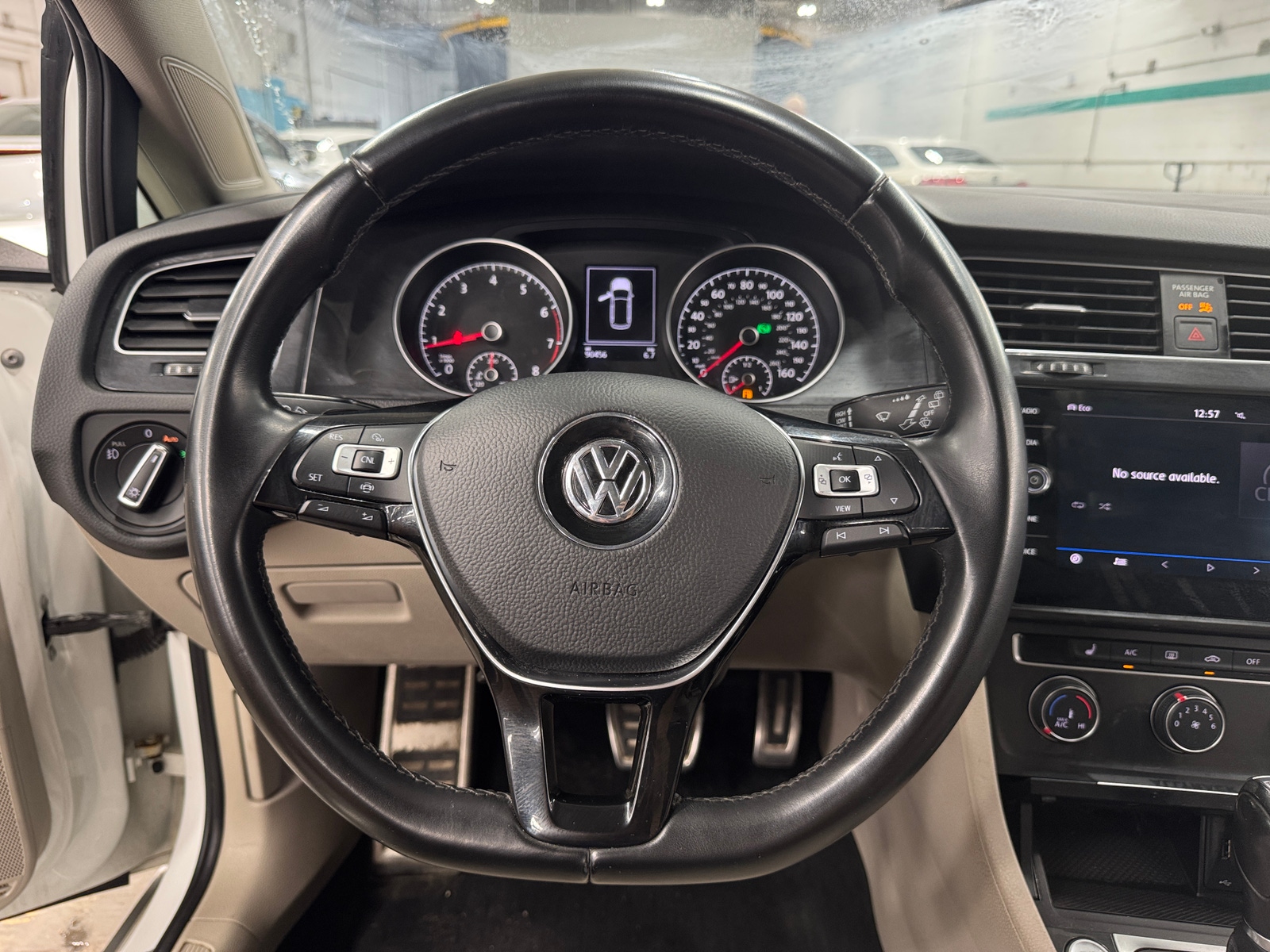 Thumbnail: 2019 Volkswagen Golf - 4