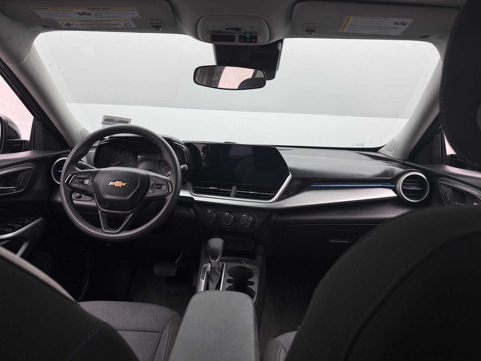 Thumbnail: 2024 Chevrolet Trax - 3