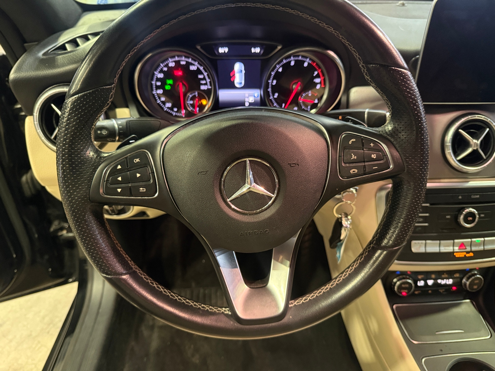 Thumbnail: 2019 Mercedes-Benz CLA - 4