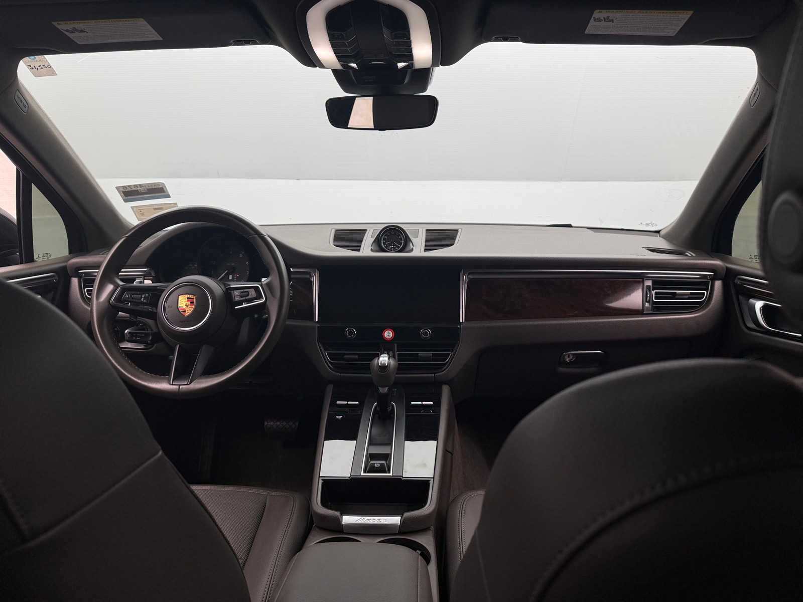 Thumbnail: 2022 Porsche Macan - 2