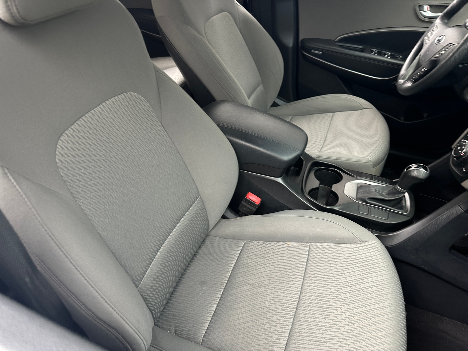 Thumbnail: 2017 Hyundai Santa Fe - 2