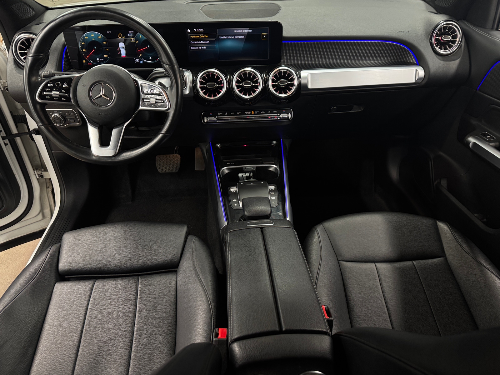 Thumbnail: 2022 Mercedes-Benz GLB - 2