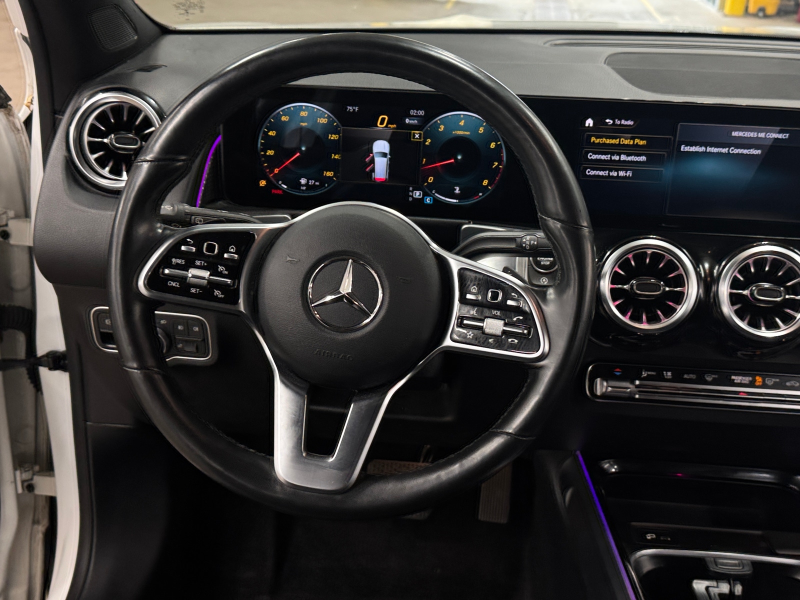 Thumbnail: 2022 Mercedes-Benz GLB - 4