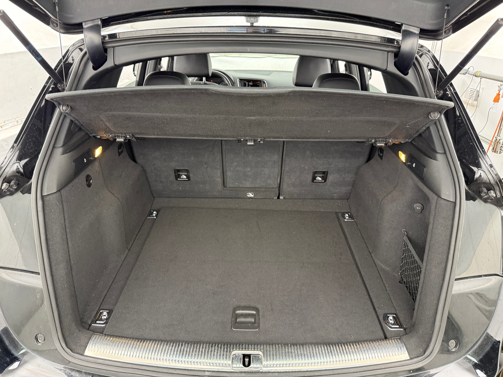 Thumbnail: 2013 Audi Q5 - 6