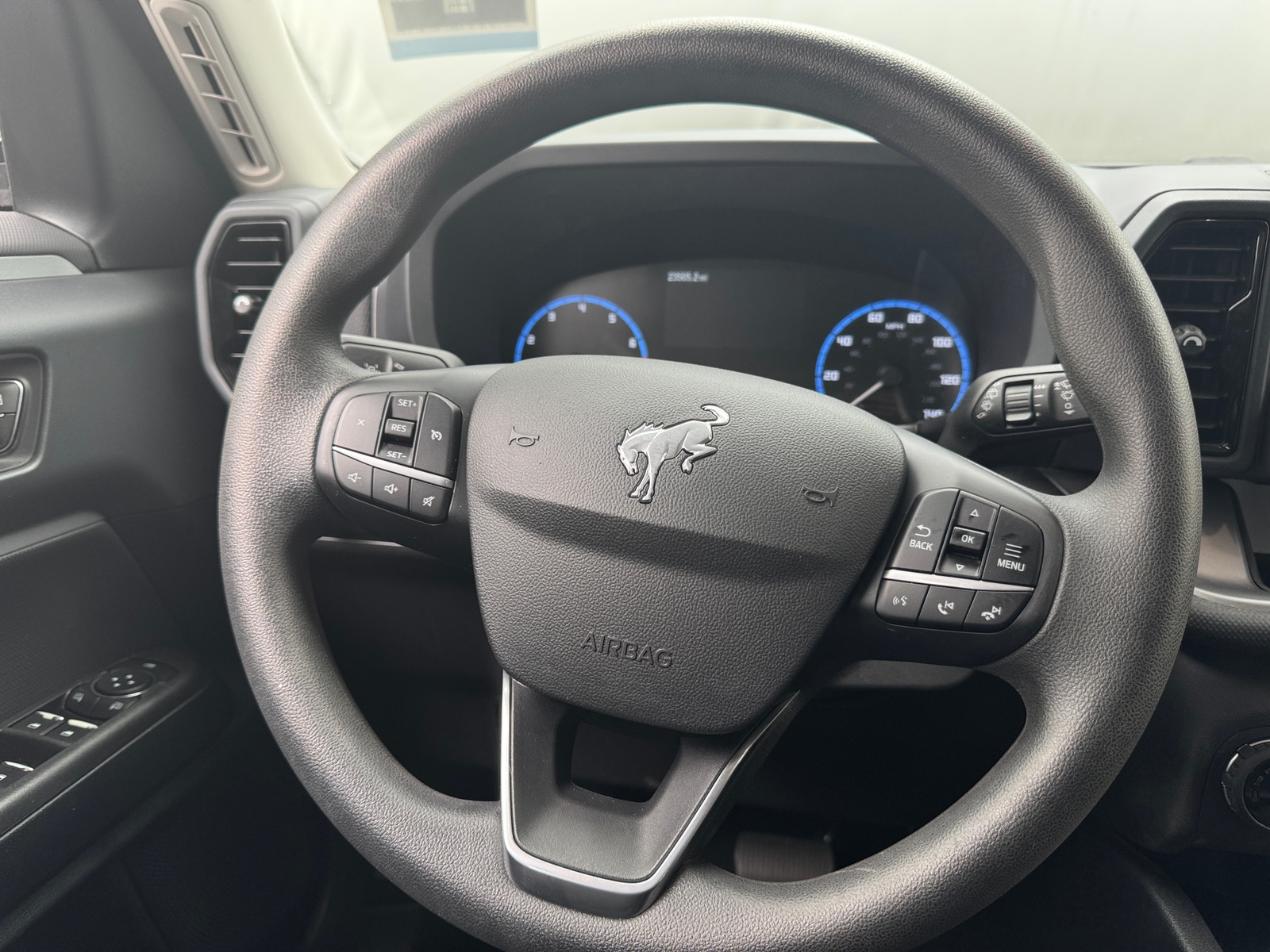 Thumbnail: 2022 Ford Bronco Sport - 5