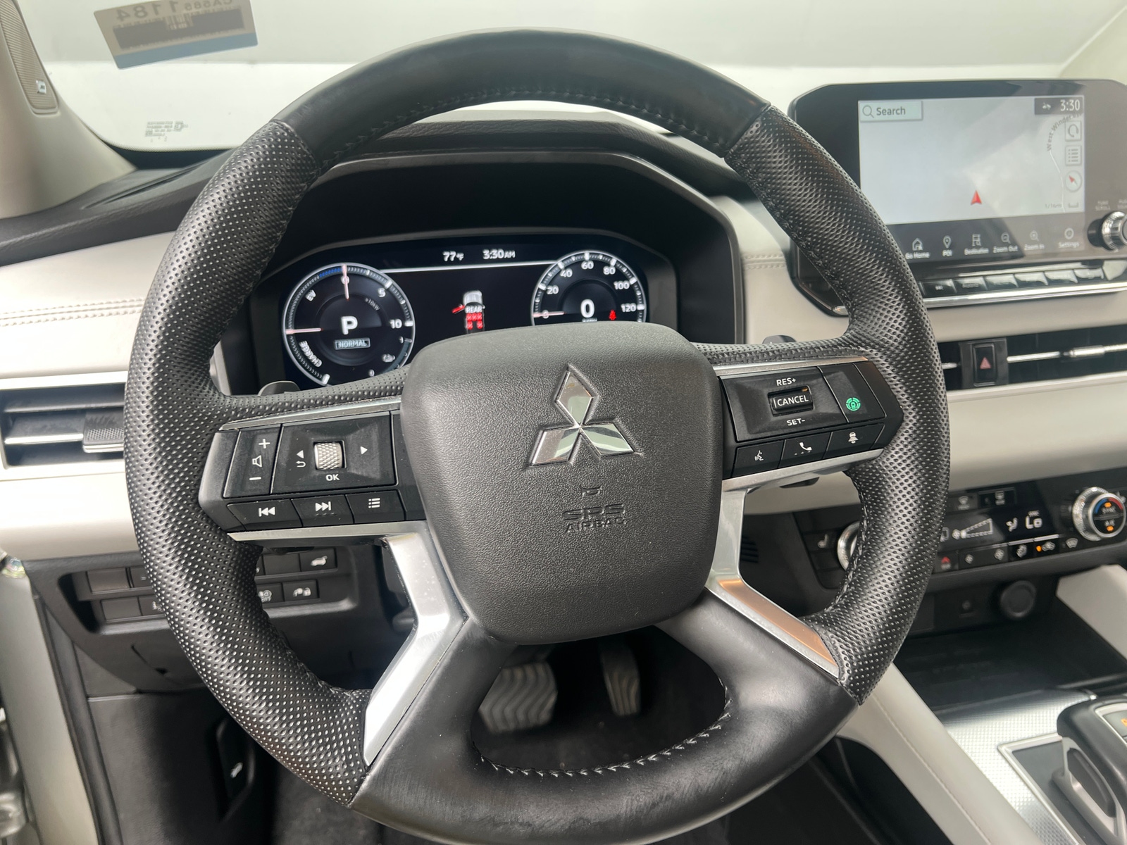 Thumbnail: 2023 Mitsubishi Outlander - 4