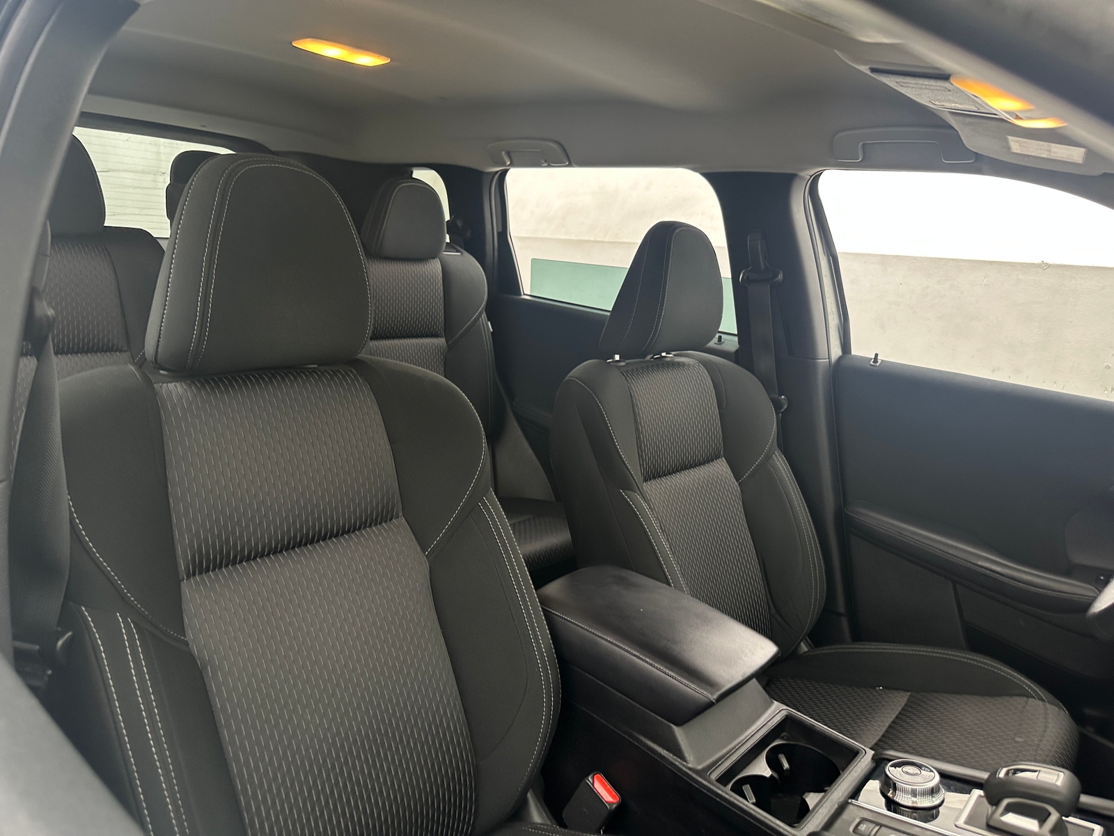 Thumbnail: 2023 Mitsubishi Outlander - 2