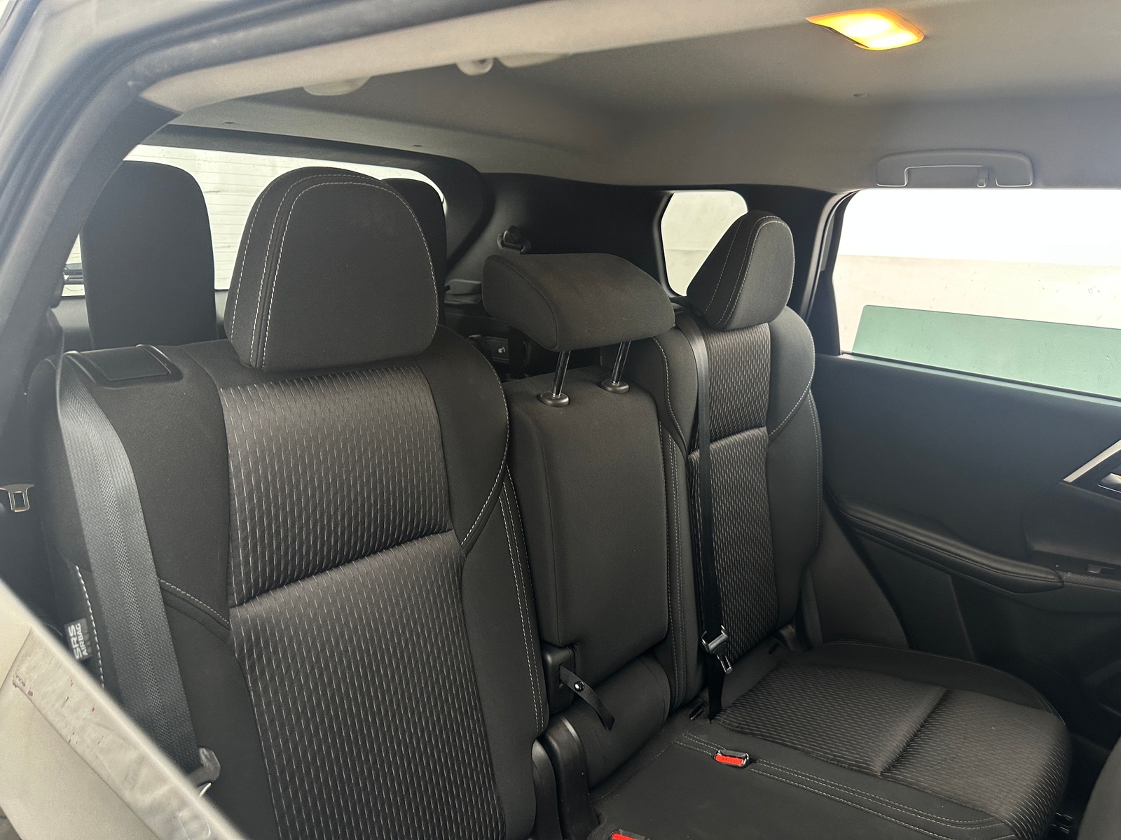 Thumbnail: 2023 Mitsubishi Outlander - 6