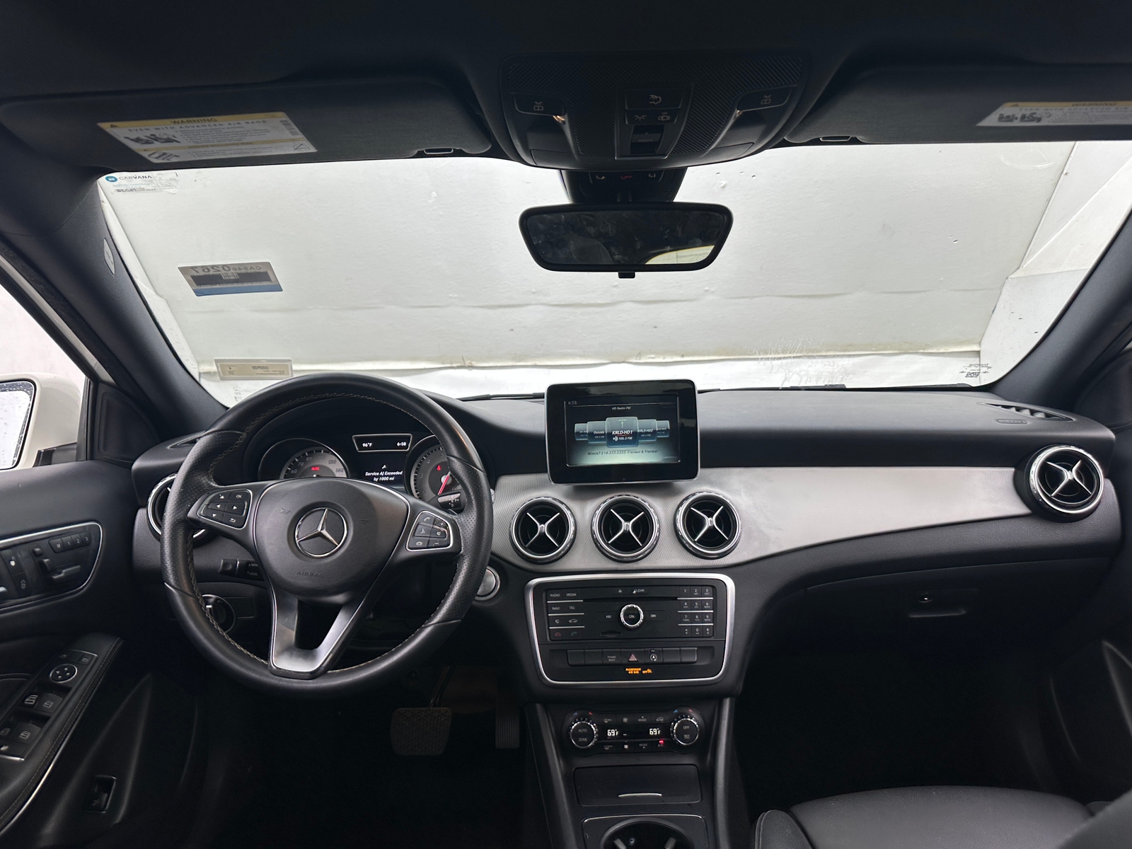 Thumbnail: 2016 Mercedes-Benz GLA - 2