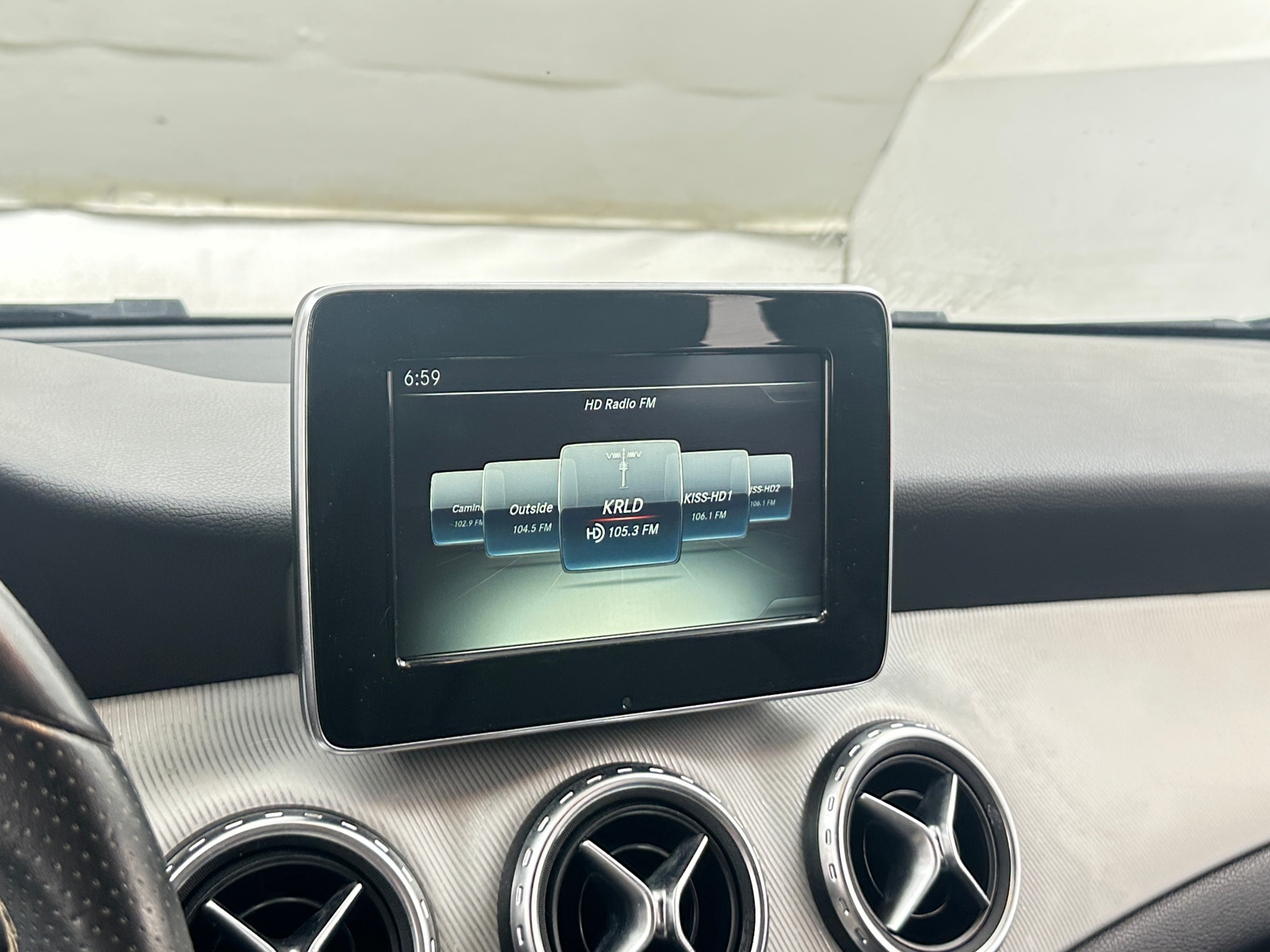 Thumbnail: 2016 Mercedes-Benz GLA - 3