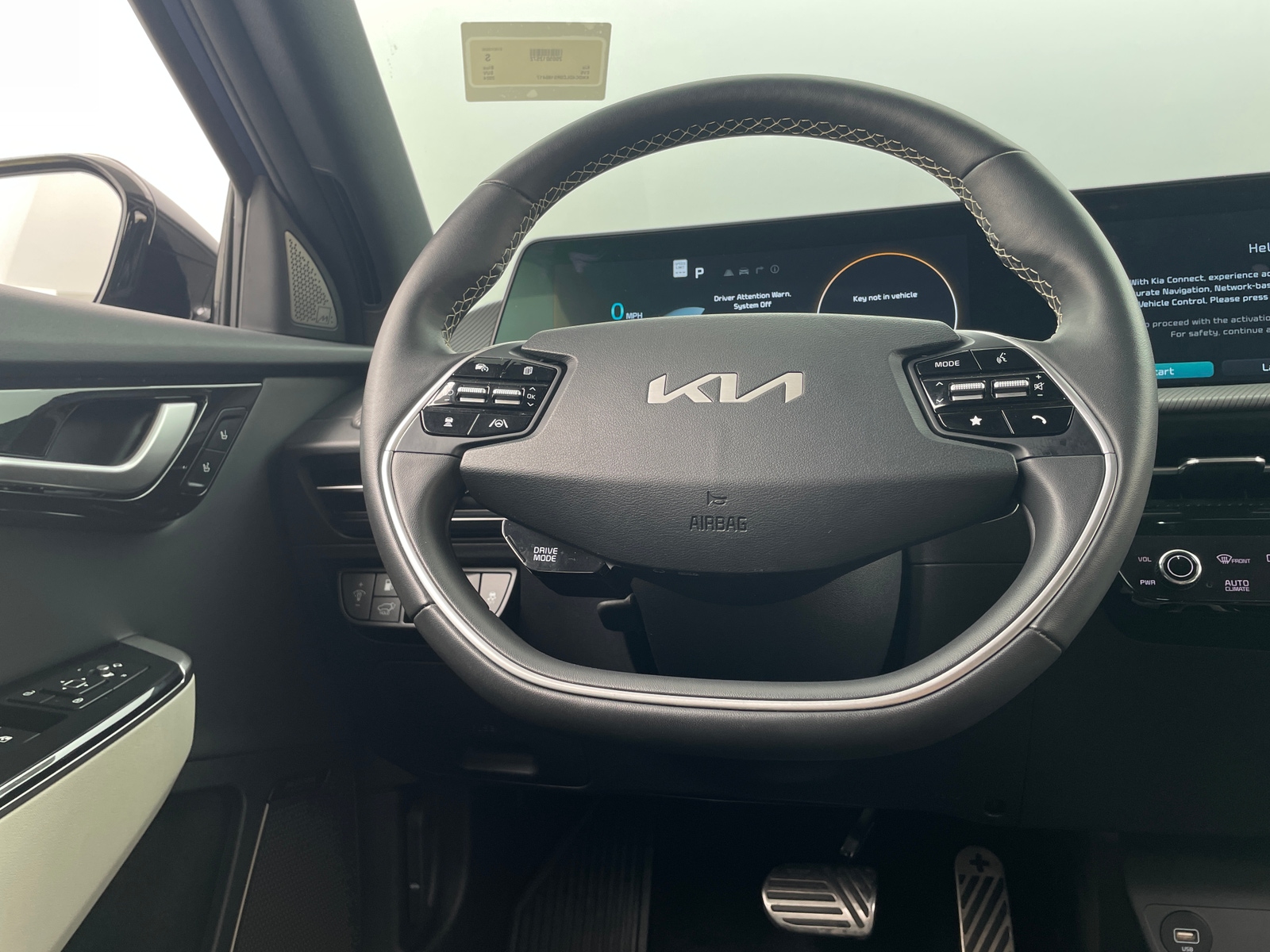 Thumbnail: 2024 Kia EV6 - 4