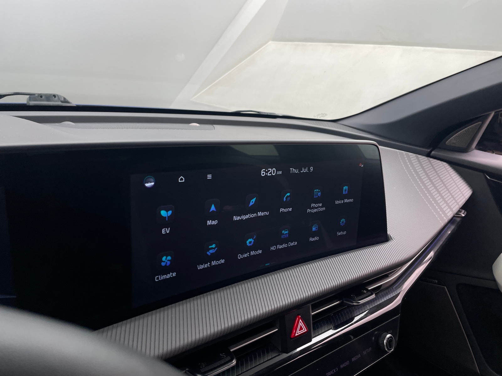 Thumbnail: 2024 Kia EV6 - 3