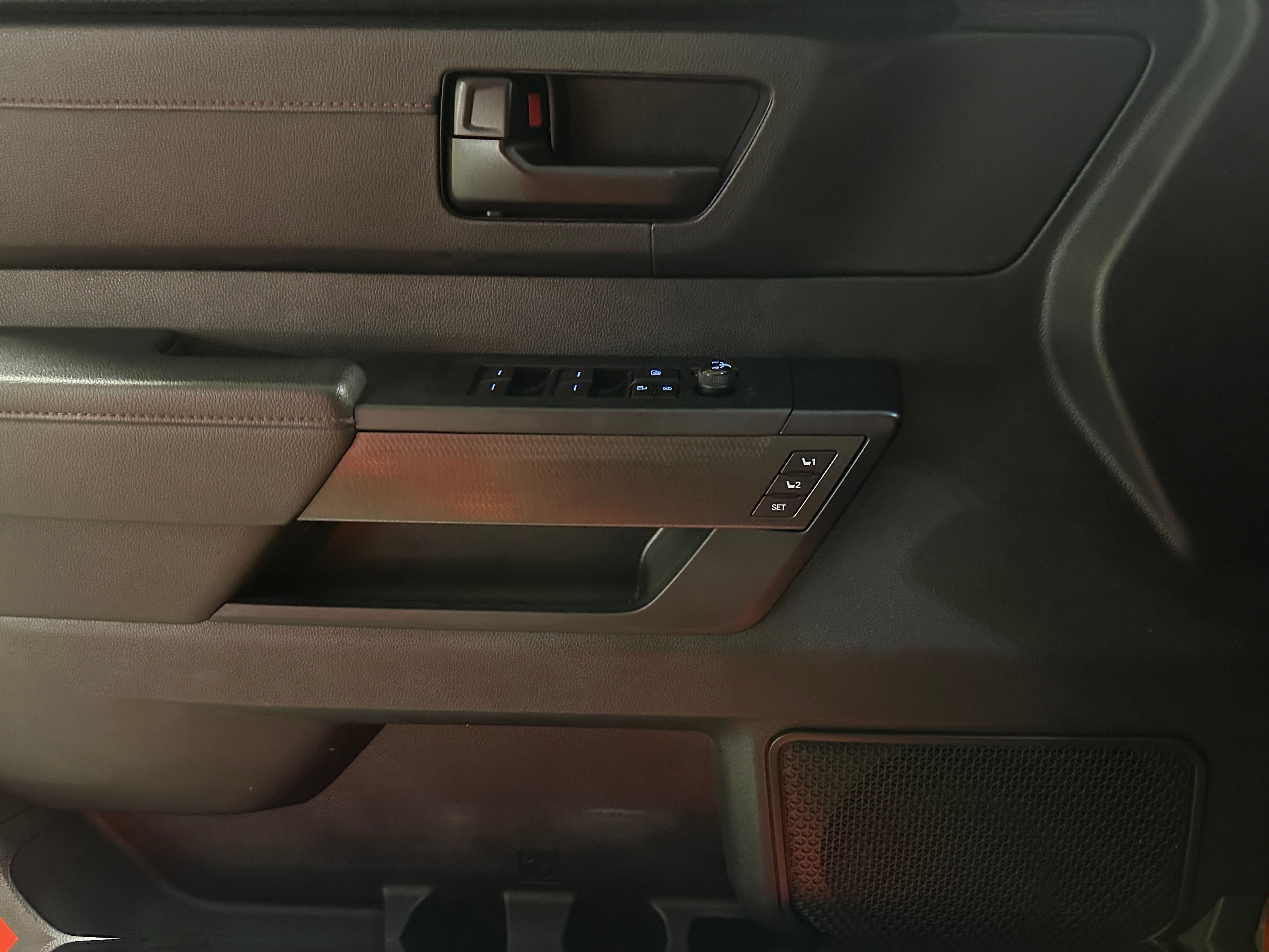 7SVAAABA1PX014848