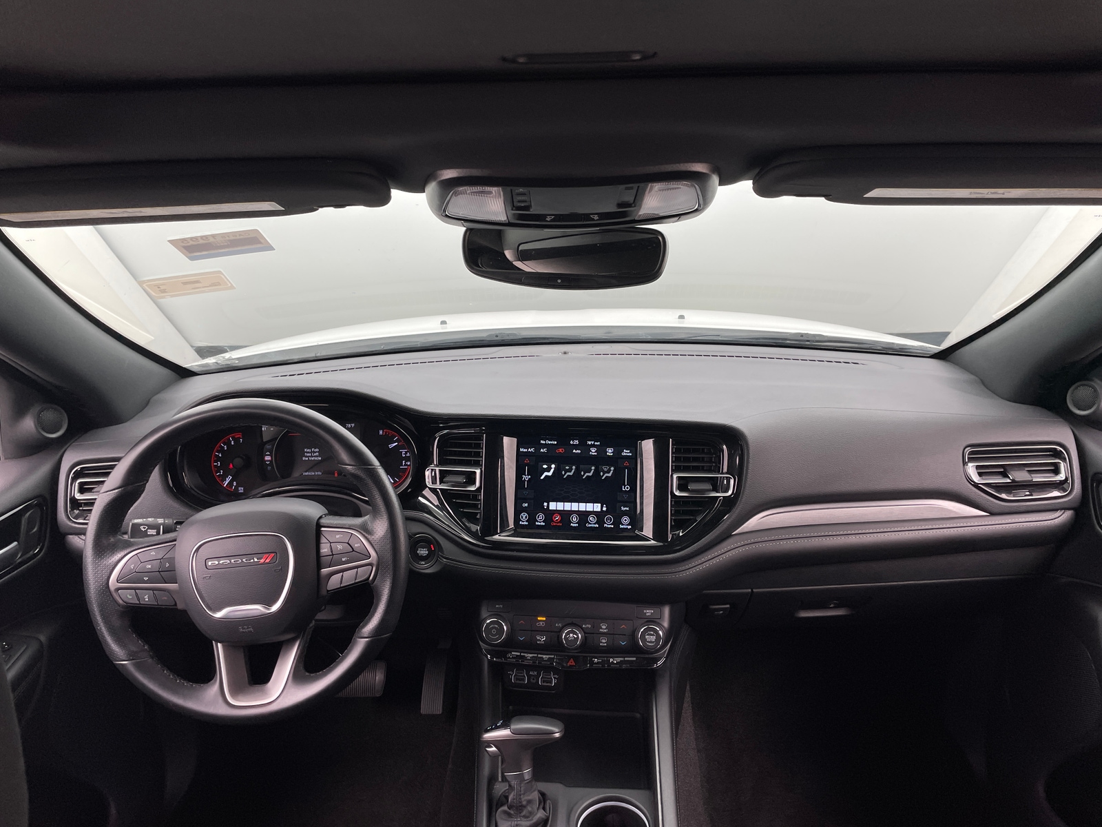 Thumbnail: 2022 Dodge Durango - 3