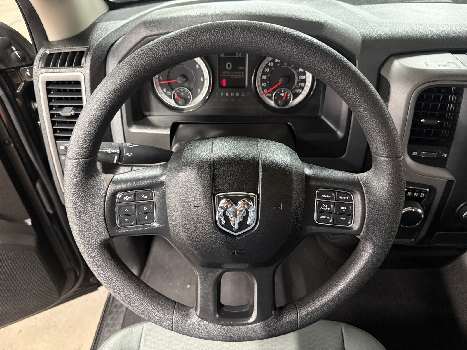 Thumbnail: 2020 RAM 1500 Classic - 5