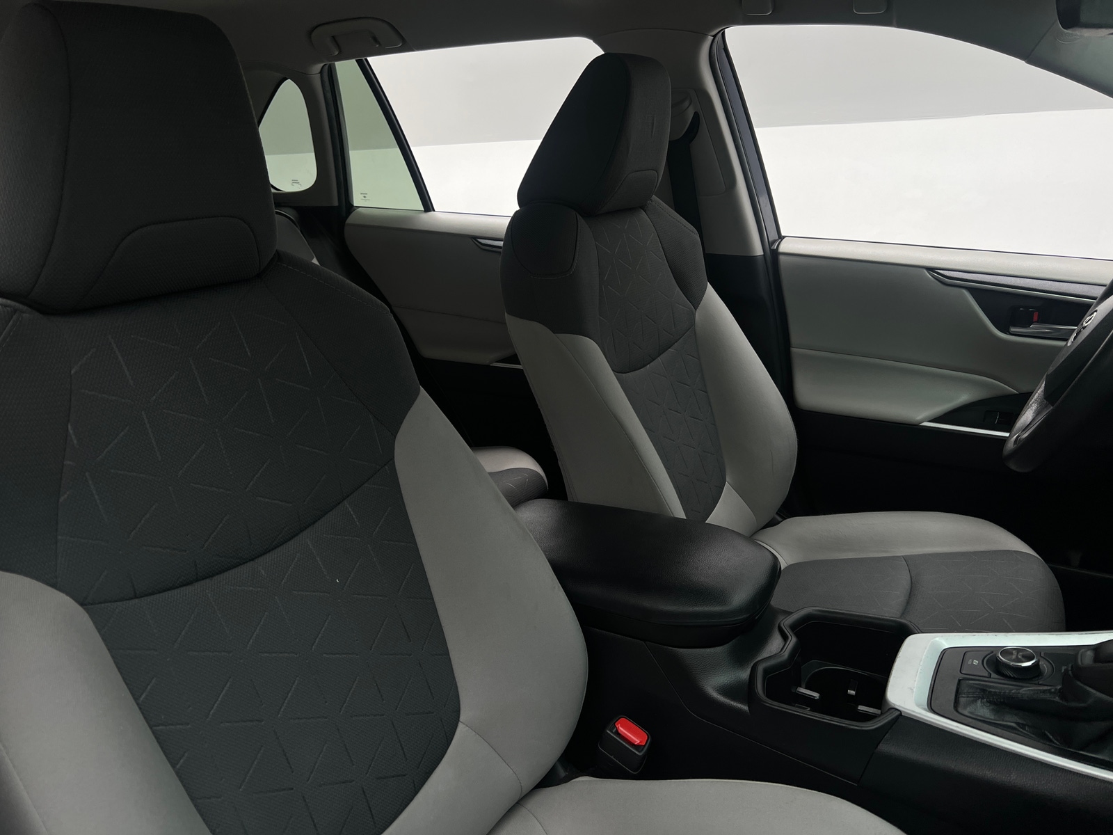 Thumbnail: 2022 Toyota RAV4 - 2