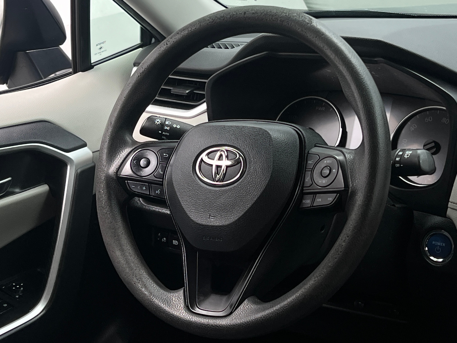 Thumbnail: 2022 Toyota RAV4 - 5