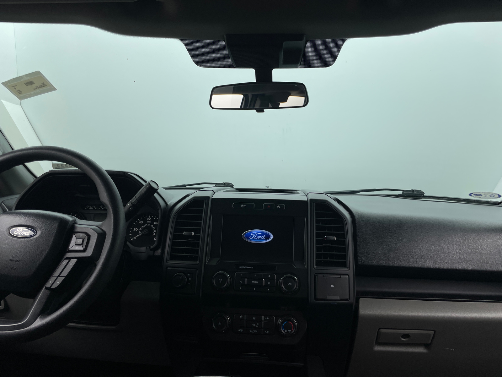 Thumbnail: 2020 Ford Econoline - 3