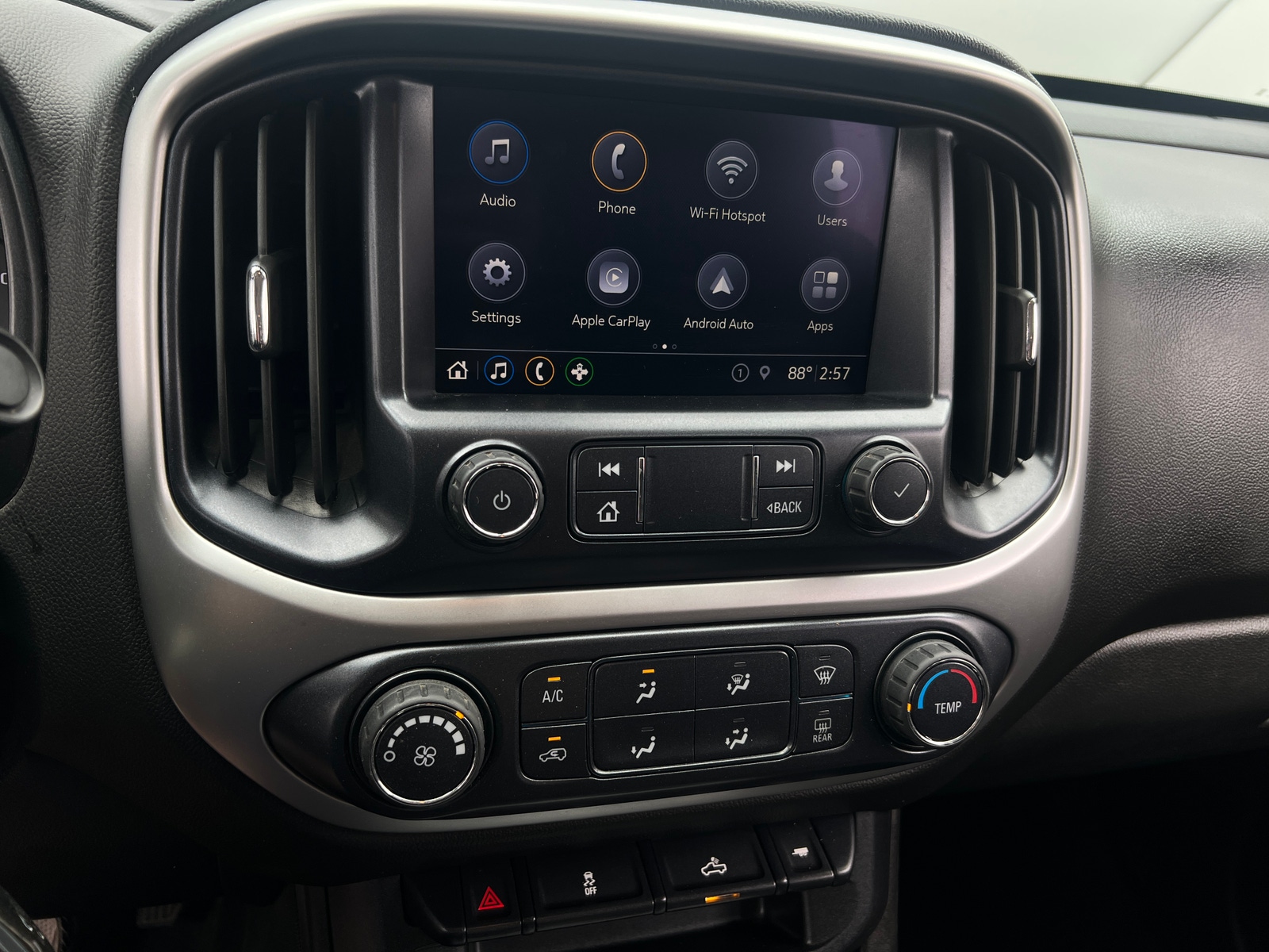 Thumbnail: 2019 Chevrolet Colorado - 4