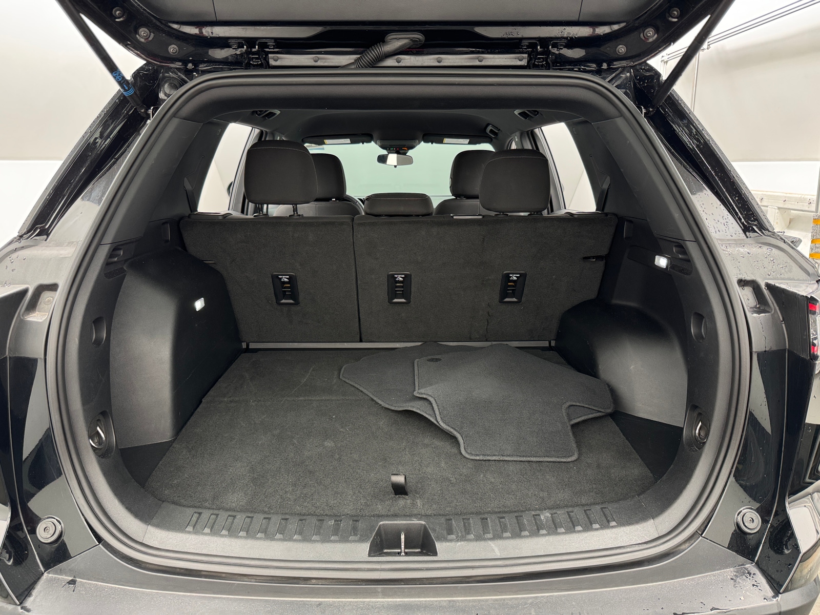 Thumbnail: 2025 Chevrolet Equinox - 7