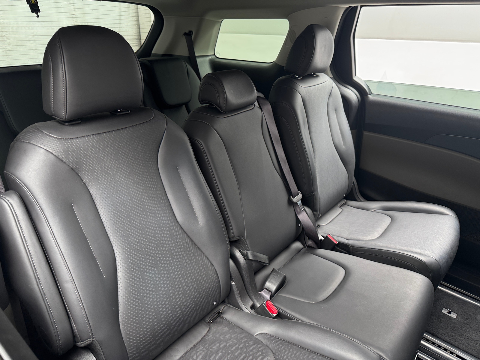Thumbnail: 2026 Kia Carnival - 5