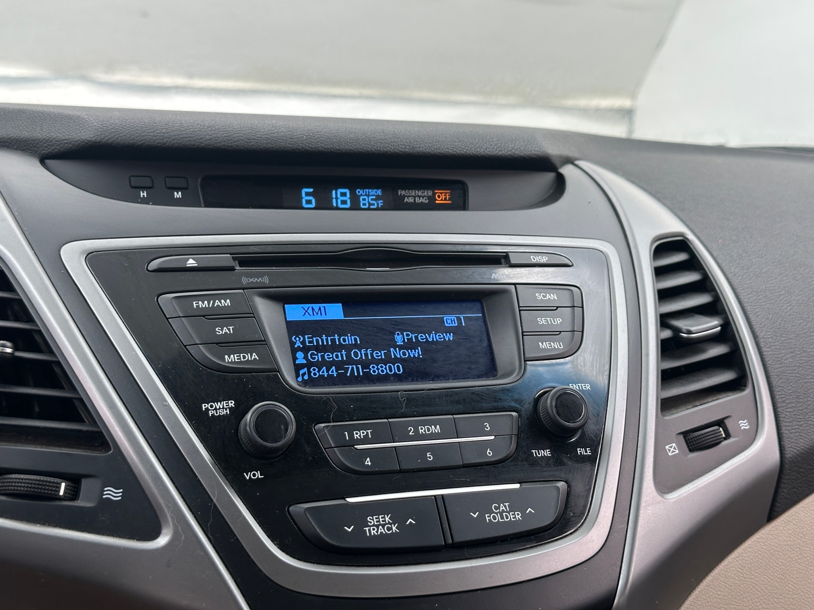 Thumbnail: 2015 Hyundai Elantra - 4