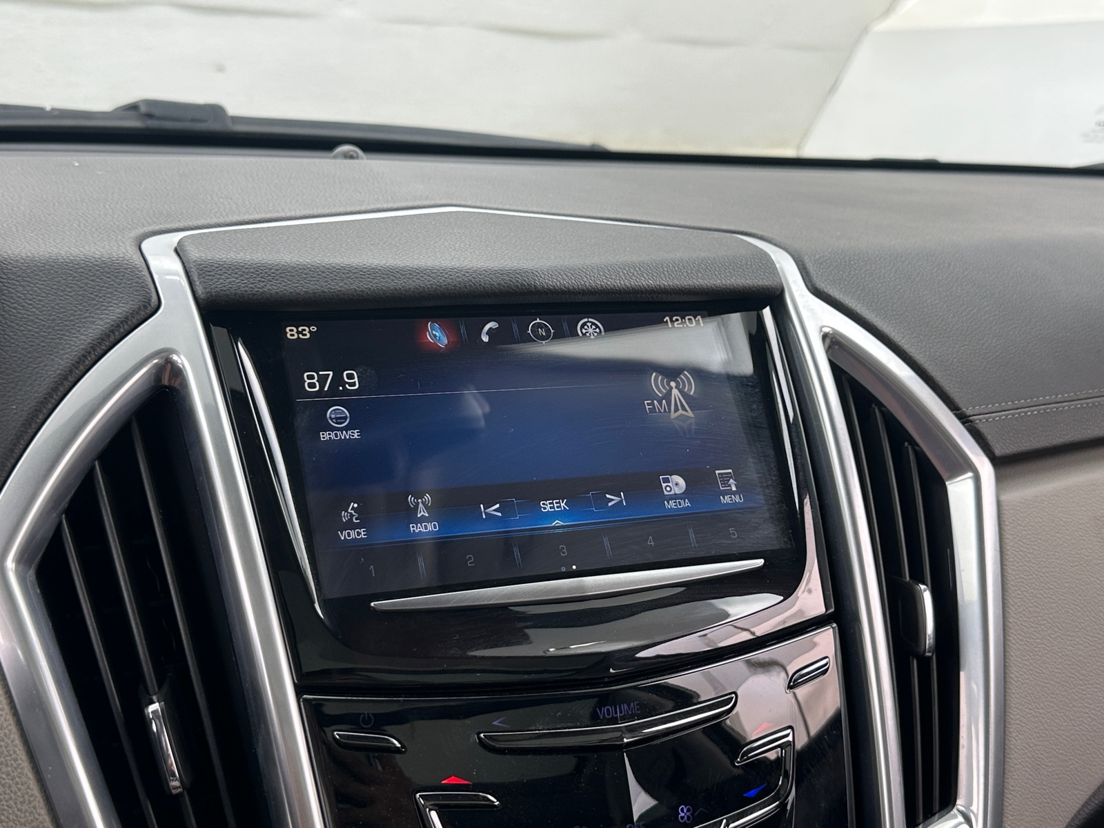 Thumbnail: 2013 Cadillac SRX - 3