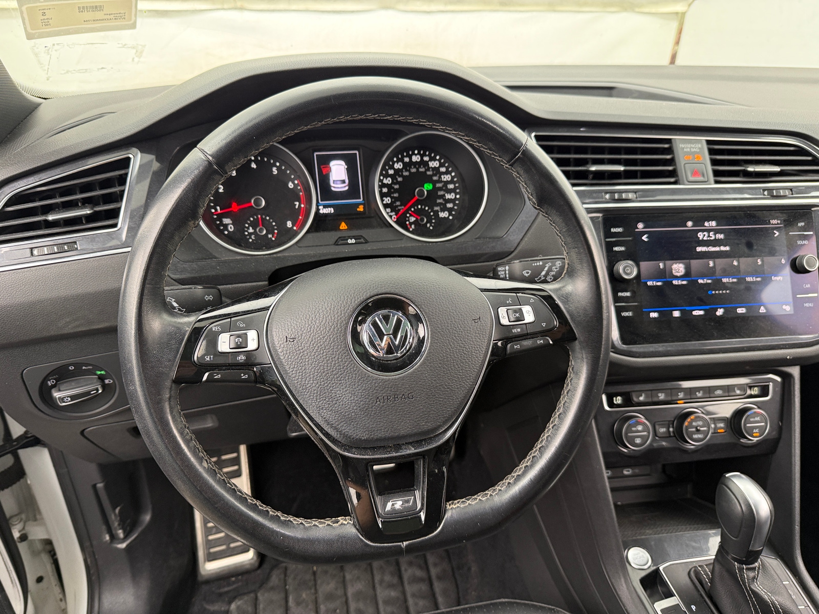 Thumbnail: 2021 Volkswagen Tiguan - 4