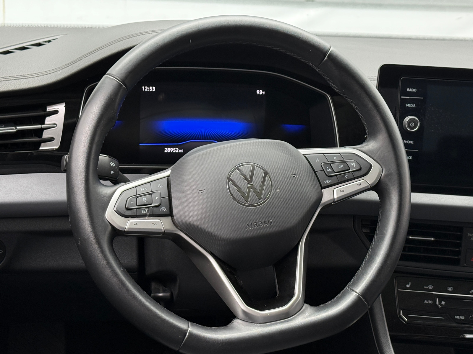 Thumbnail: 2025 Volkswagen Jetta - 4