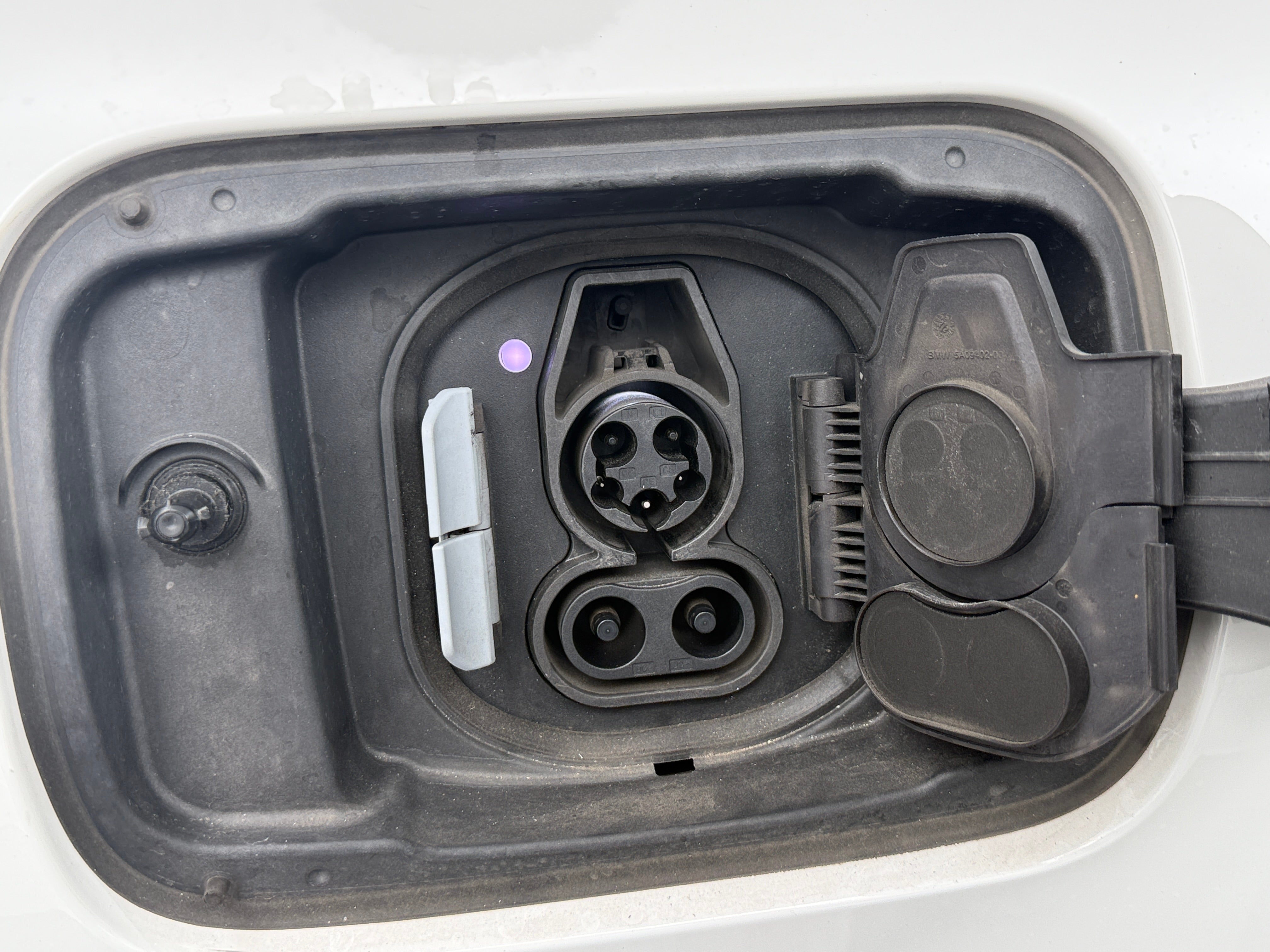 Used 2024 BMW i4 40 with VIN WBY73AW03RFR70078 for sale in Pewaukee, WI