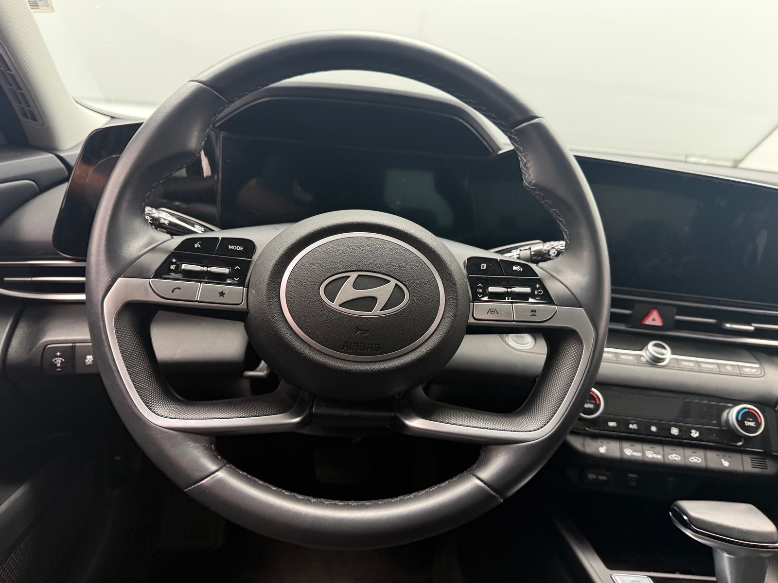 Thumbnail: 2024 Hyundai Elantra - 5