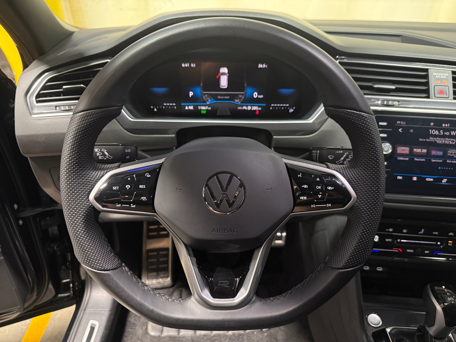 Thumbnail: 2024 Volkswagen Tiguan - 4