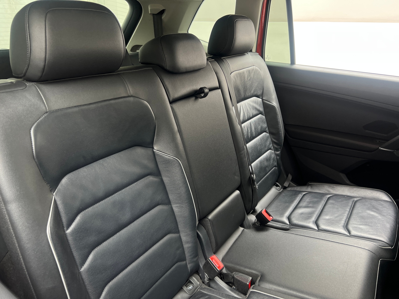 Thumbnail: 2018 Volkswagen Tiguan - 5