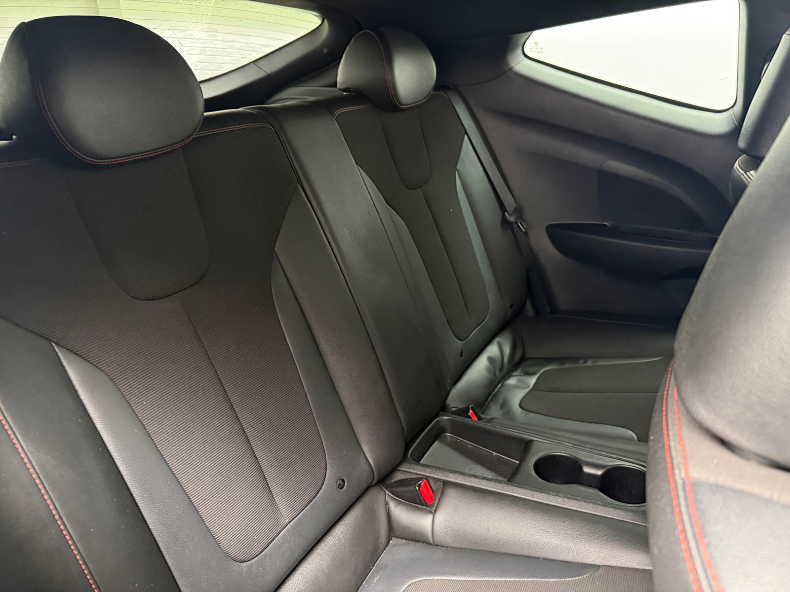 Thumbnail: 2019 Hyundai Veloster - 6